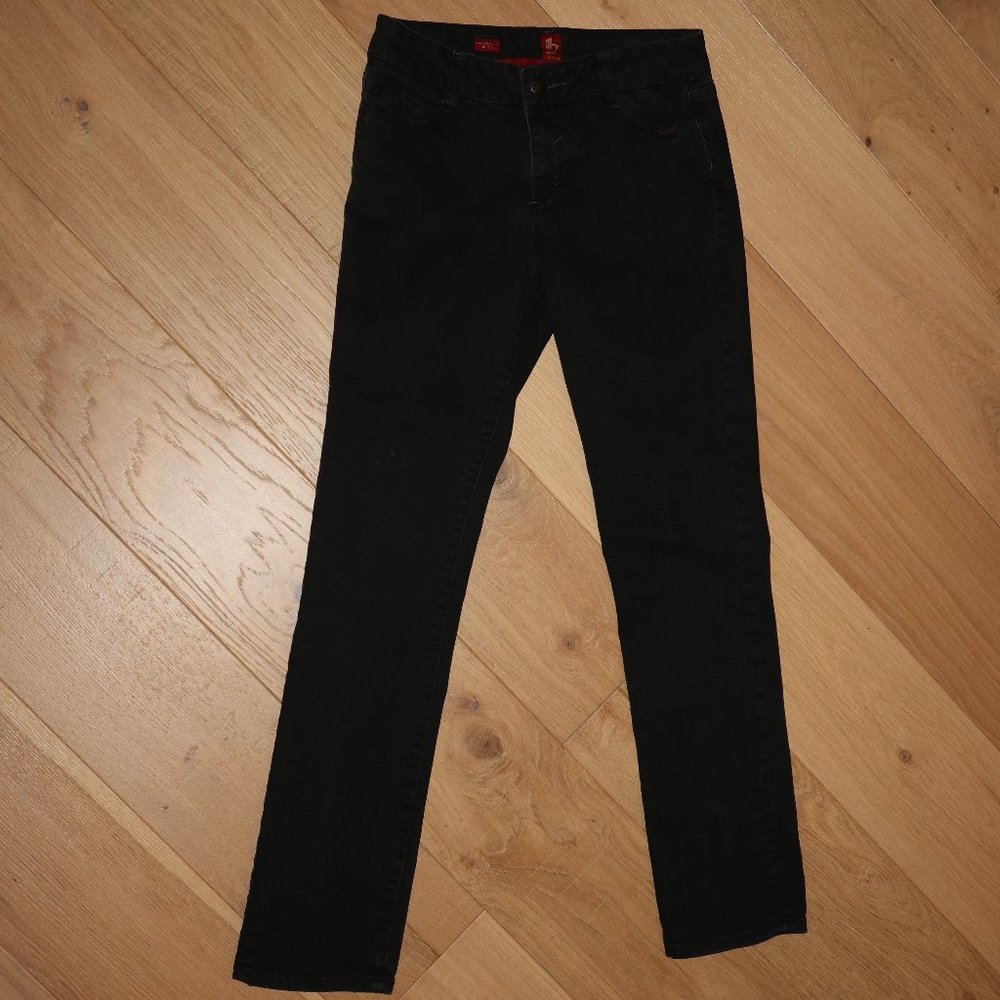 Ooh La La Jeans - Straight Leg Hustle - Size 6  *pre-loved*